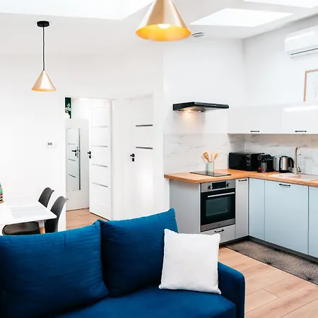 Silesian Attic Centrum Ac Parking By Stayly 아파트